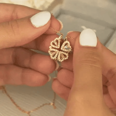 Colar da Sorte no Amor – Trevo & 4 Corações